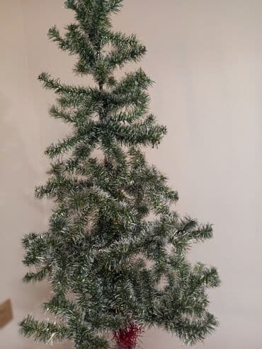 xurma ağacı: Yolka 1.30hundurlukde. ustunde isiği,iqruşkalar,balaca — 3