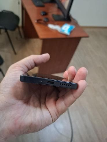 Poco M6 Pro, rəng - Qara, Sensor — 4