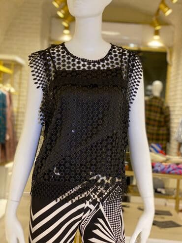 женские черные майки: Italia 🇮🇹 məhsulu. Yenidi. Mağaza bağlandığı üçün geyimlər maya — 1