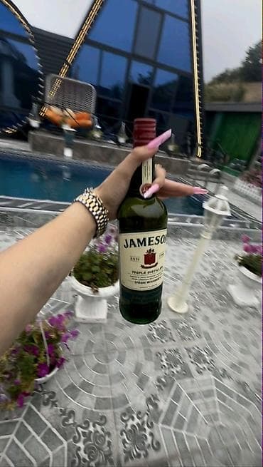 isti hovuzlu kiraye evler: A-frame üslubunda taxta dağ kotteci – istirahət və ailə/kiçik dost — 7