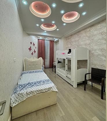 Гаражи: 9-ый микрорайон, 3 комнаты, Новостройка, м. Насими, 125 м² — 3