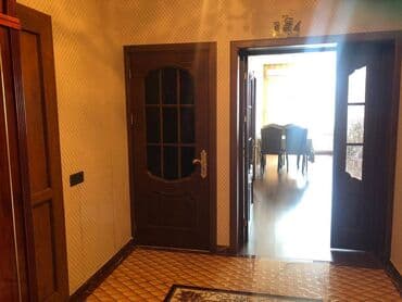 kirayə əcəmi: Memar Əcəmi metrosuna yaxin 2ci cixisinda 18 mertebeli binanın 13-cu — 11