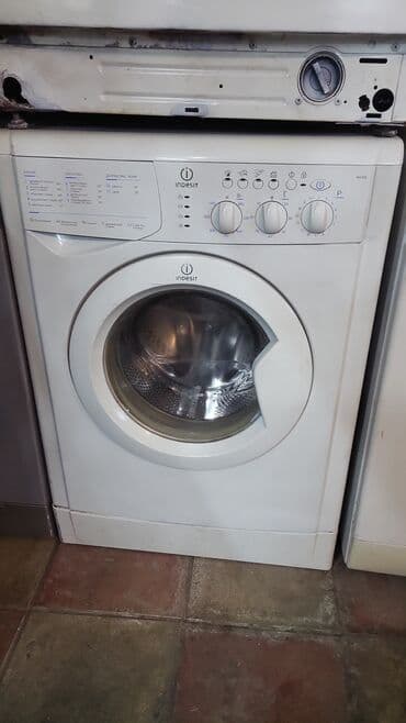 ikinci el paltar yuyan masin: Paltaryuyan maşın Indesit, 7 kq, İşlənmiş, Avtomat, Qurutmasız, Kredit yoxdur, Ünvandan götürmə — 1