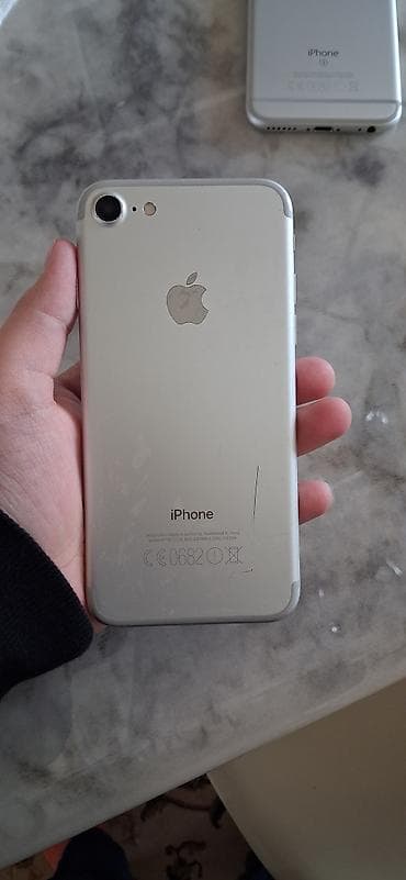 iphone 7 barter: IPhone 7, Gümüşü, Barmaq izi — 2