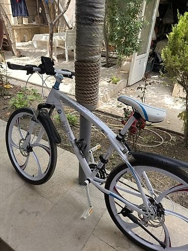 velosiped 26 type 1: Ağ rəngdə dağ/şəhər tipli velosiped 🛑Bmw yenidi surulmur deye satılır — 2