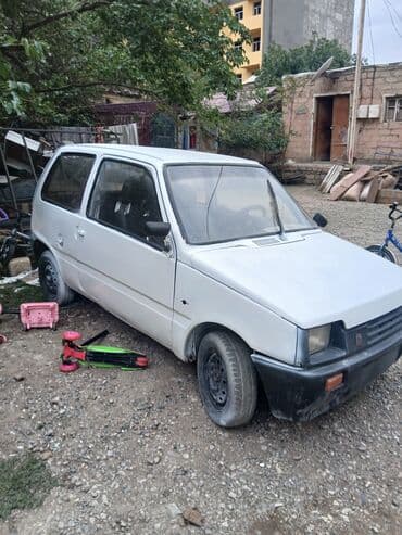 daewoo 2005 model: Daewoo Racer: 1.5 l | 1996 il Sedan — 2