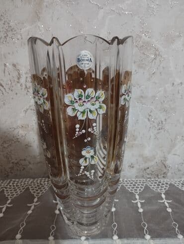 ev saatlar: Bir vaza, Xrustal — 2