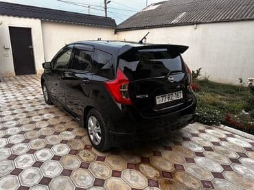 Nissan Note: 1.2 l | 2015 il Hetçbek