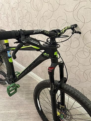 Городские велосипеды: Cube SR hardtail dağ velosipedi - Çərçivə: Alüminium, 29” təkər — 5