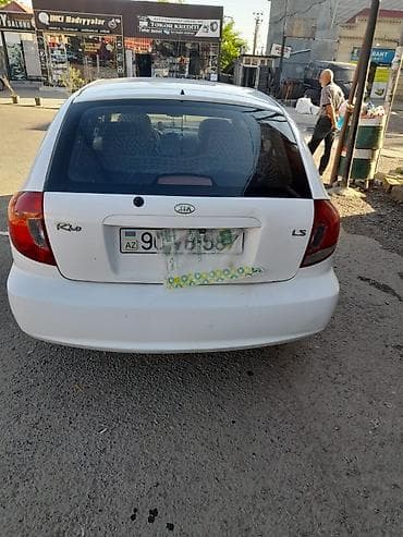 maşin satisi: Kia Rio: 1.5 l | 2004 il Universal — 4