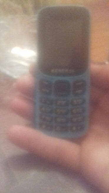 Brilliance: Sadə düyməli mobil telefon - Korpus rəngi: mavi, qara ön panel - — 1