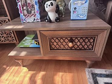 taxta polkalar: Düz TV altlığı, Polkalı, Laminat — 2