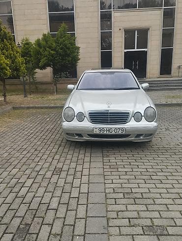 haojue tr 150: Mercedes-Benz E-Class: 2.7 l | 2001 il Sedan — 3