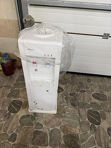 Диспенсер Quicks, Напольный, Нагрев воды, Новый at lalafo.az Диспенсер Quicks, Напольный, Нагрев воды, Новый