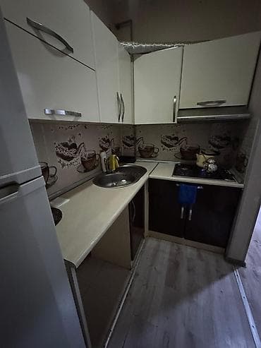 ev kiraye nerimanov: Kirayə verilir – 3 otaqli mənzil (studiyaya yaxın plan) 1 otag kiraye — 1