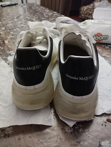 Alexander McQUEEN tərzində ağ kişi krossovkaları - Rəng: ağ, arxa — 2