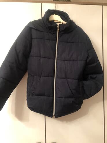 Kurtkalar: Qiymet endi.Mango 13/14 yash qiz ucun. Qalindir,kapusonu nazikdir — 1