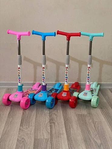 Uşaqlar üşün led işıqlı tələrlər ilə qatlana bilən scooterlər