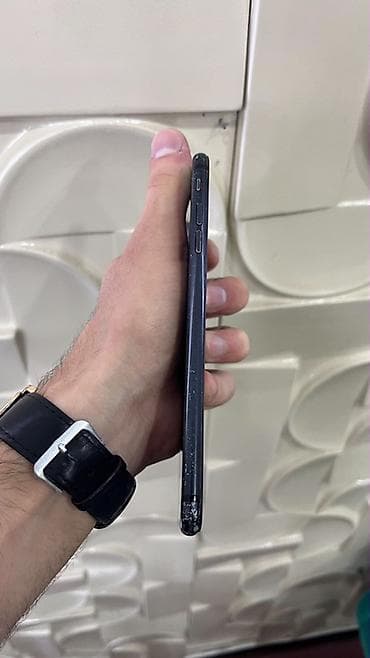 wifi modem nokia: IPhone 7 Plus, 32 GB, Qara, Barmaq izi — 5