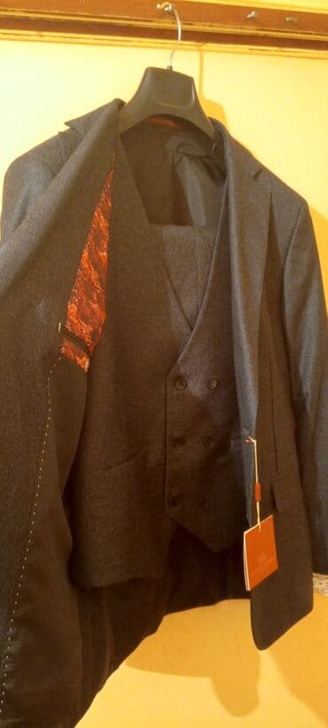 прокат мужских костюмов в баку: Salam. Kostyum 2 gün əvvəl internetdən sifarişlə alınıb.Lakin əynimə — 10