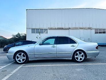 afdamabiler: Mercedes-Benz E 220: 2.2 l | 2000 il Sedan — 9