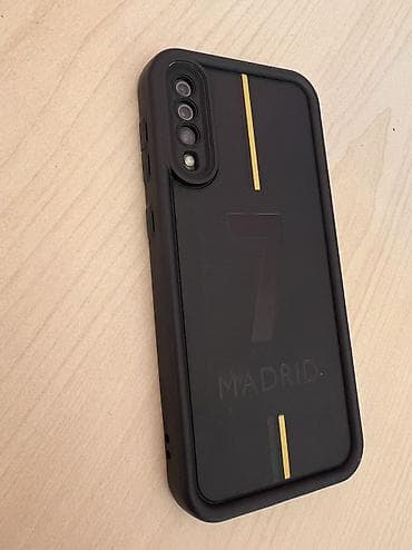 samsung j3 2016: Samsung Galaxy A50, 64 GB, rəng - Qara, Düyməli, Sensor, İki sim kartlı — 5