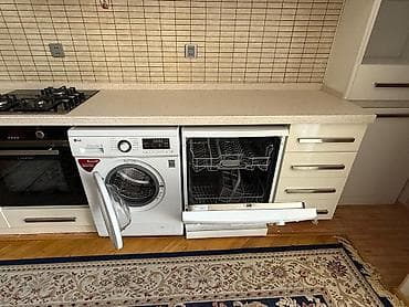 kiraye gence: 28 May Metrosu Yaxınlığında! Bolmart-ın Binasında Geniş 3 Otaqlı — 8