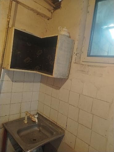sabuncu bazari: Kirayə üçün sadə, mebellə təchiz olunmuş otaq Təsvir: - 1 otaq: 1 — 7