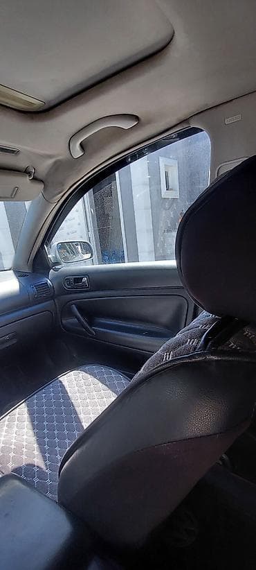 klas 6: Volkswagen Passat: 1.8 l | Sedan — 5