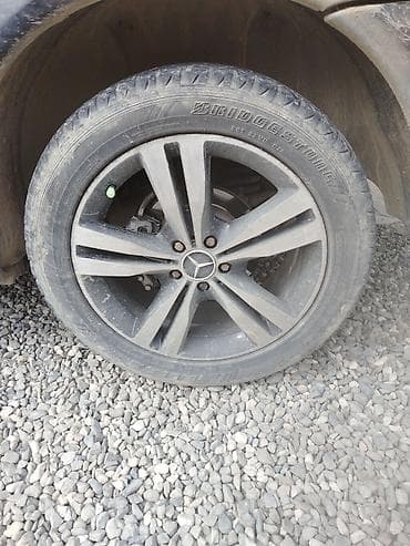 disqi teker satisi: Mercedes-Benz orijinal yüngül lehimli disklər + Bridgestone şin dəsti — 2