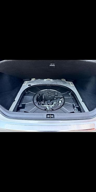 2107 teker: Toyota Camry: 2.5 l | 2021 il Sedan — 8