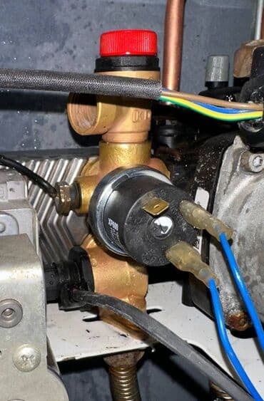 akkumulyator temiri: Kombi ustasi Kombi temiri Kombi temizlenmesi Kombi yuyulmasi Kombi — 2