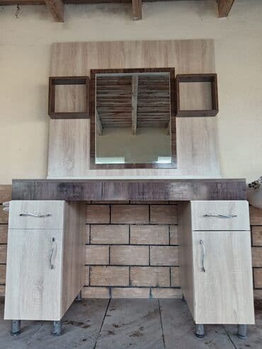 Bərbər/kosmetologiya üçün iş yerinin komplekti - Geniş iş masası lalafo.az -da Bərbər/kosmetologiya üçün iş yerinin komplekti - Geniş iş masası