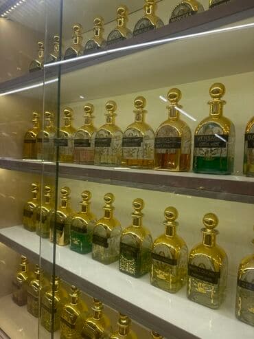 qramla ətirlər topdan: Salam ətirdə işləmək isdiyən xanımlar bəylər muraciət eləsin əsasən — 1