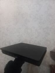 satılık playstation 4: PlayStation 4 Slim satılır İdeal vəziyyətdədir, heç bir problemi — 4