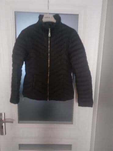 QÖDƏKÇƏ çox yaxşı vəziyyətdədir qəşəng qörünüşü var, dəbdəlidir