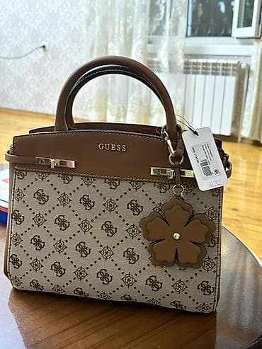 muncuqdan sumka: GUESS qadın çantası - Model: Top-handle çanta, çıxarıla bilən uzun — 1