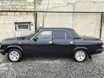 s class güzgüləri: QAZ 3110 Volga: 2.4 l | 1999 il 293000 km Sedan — 2