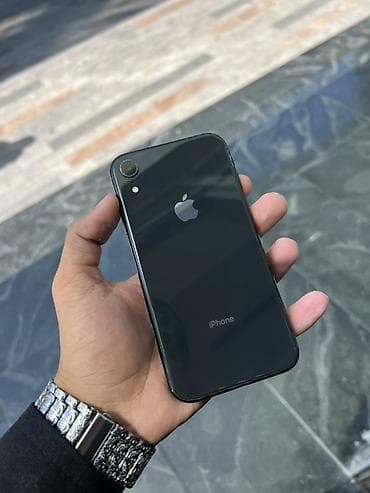 maxron 64 gb: IPhone Xr, 64 GB, Qara, Face ID — 3
