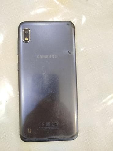 hisense infinity e9: Samsung Galaxy A10, 32 GB, rəng - Qara, Qırıq — 2