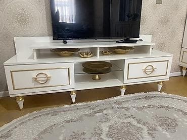 hamam refleri: Yeni, Düz TV altlığı, Polkalı — 1