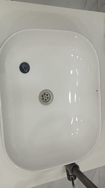 Прямоугольная Кухонная мойка, Без шкафа, Керамика — 1