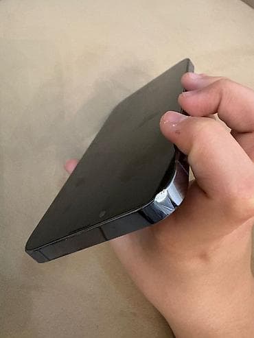 iphon 13 mini: IPhone 13 Pro, 128 GB, Graphite, Qırıq — 2