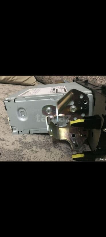 GPS naviqatorlar: Maqnitofonlar — 2