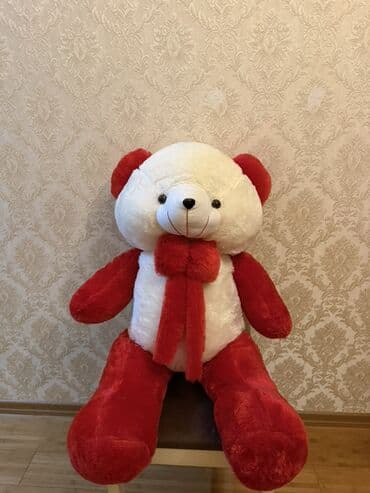 tedi ayi: Böyük ölçülü plyuş ayı oyuncağı - Rəng: ağ və qırmızı, qulaqları və — 1