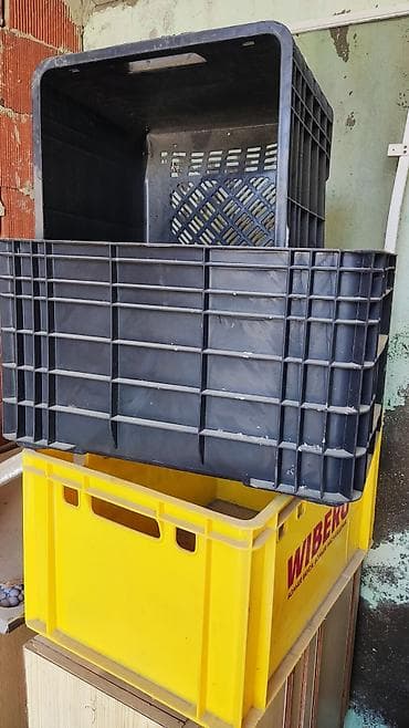 şaxta baba hediyyesi: Plastik yeşiklər satıram — 1
