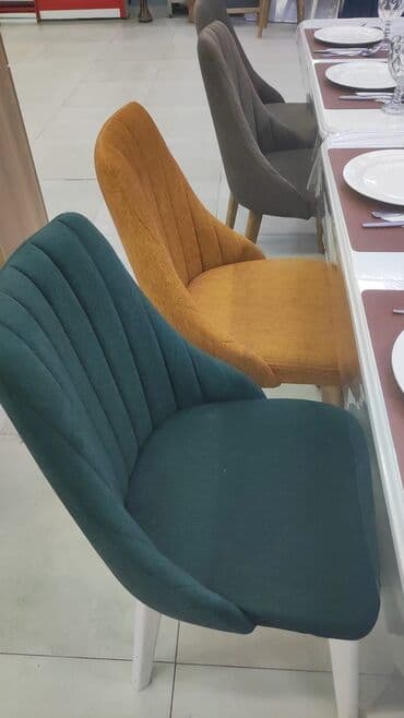 Bağ, çöl mebeli: Stul 15 eded. Ela veziyyetde 1 eded.40 azn. Unvan Bineqedi. Vesile — 1