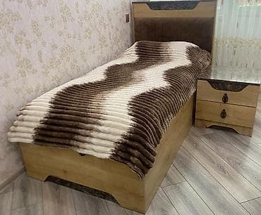 matras sumqayit: Ayka150 azn satılır,1×2.10olcude Bazalidi Matras bahalidi Kravat — 1