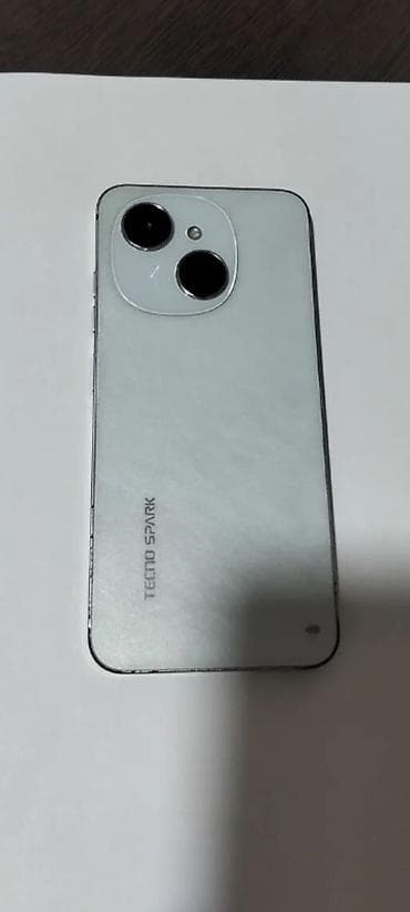 Tecno Spark, 128 GB, rəng - Gümüşü, İki sim kartlı