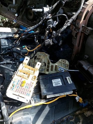 celiloglu ehtiyat hisseleri yorumlar: Avtomobil ehtiyat hissələri – müxtəlif komplekt Təsvir: - Ön faralar — 2